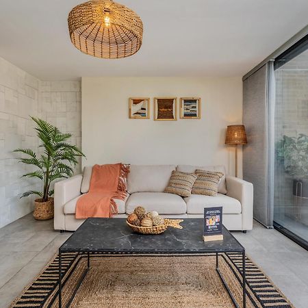 Apartamentos Go Living & Suites By Housy Host Medellín Esterno foto
