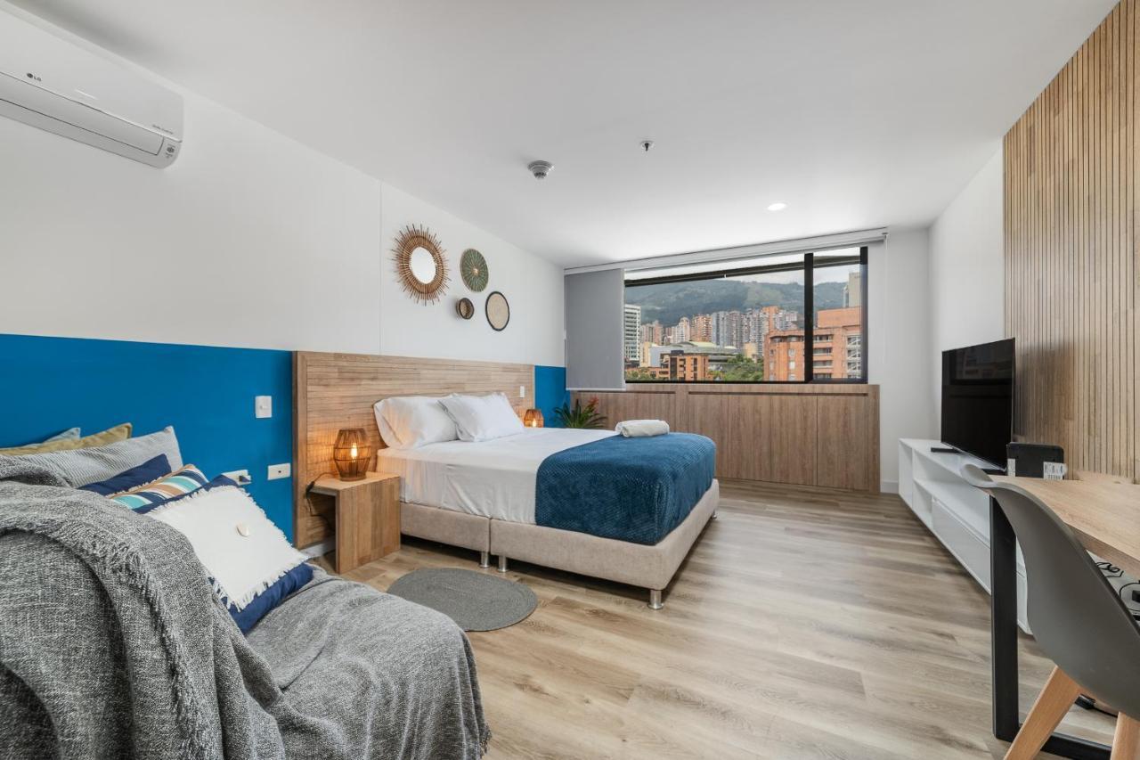 Apartamentos Go Living & Suites By Housy Host Medellín Esterno foto