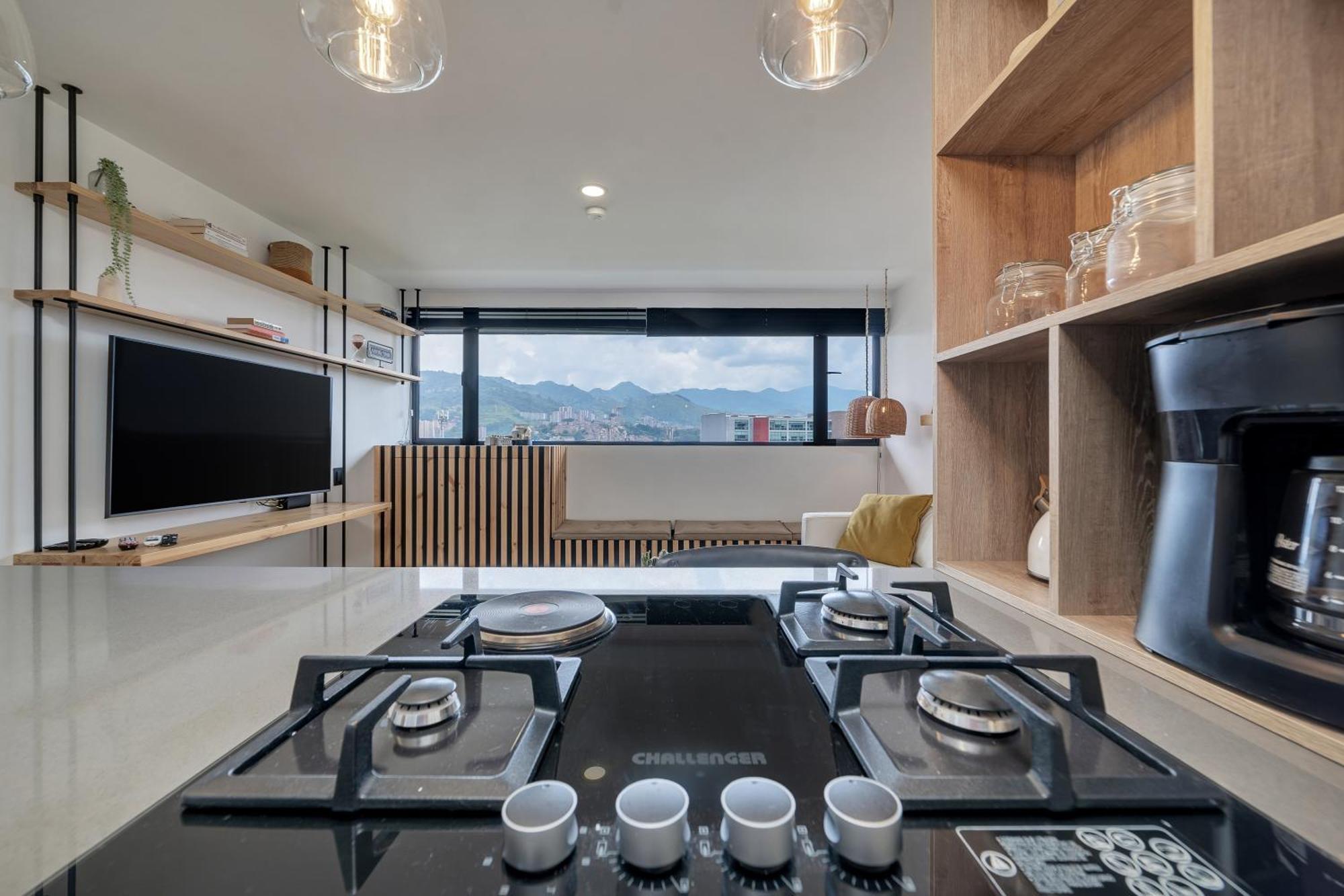 Apartamentos Go Living & Suites By Housy Host Medellín Esterno foto